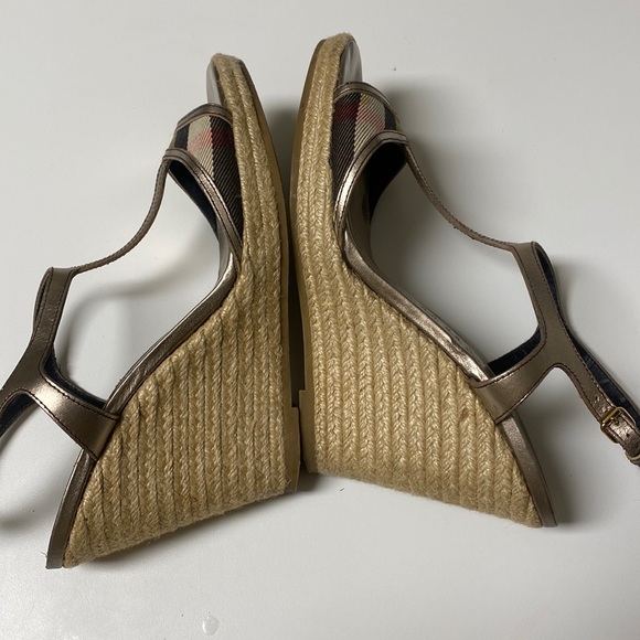 Burberry House Check Pattern Canvas Espadrille Wedge Heels - Picture 4 of 16